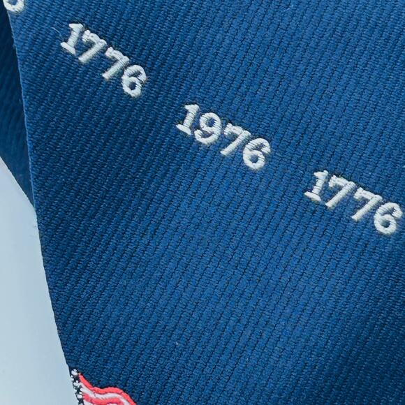 Vintage 70s Navy Blue Bicentennial 1776 1976 Polyester Necktie - Picture 5 of 8